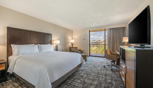 Standard King Room with Balcony