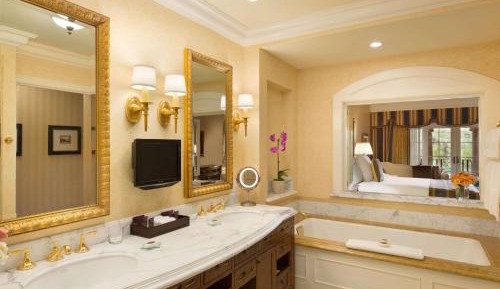 Two Bedroom Grand Suite with Kitchenette