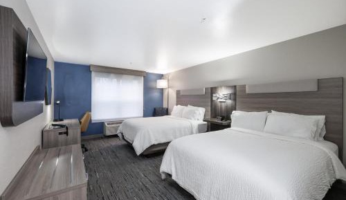 Standard Room with Two Queen Beds
