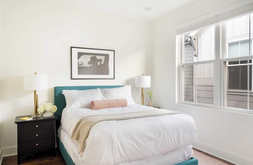 Chestnut Hill Cottage | Hart Suite 11 by Avantstay Gorgeous Town House w/Modern Amenities in Nashville!