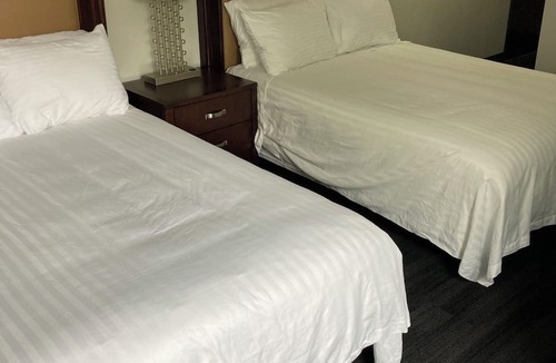 Ridgway Hotel | Elker Inn & Suites