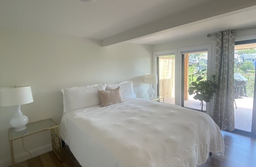 Mission Hills Apartment | Canyon View in peaceful Mission Hills
