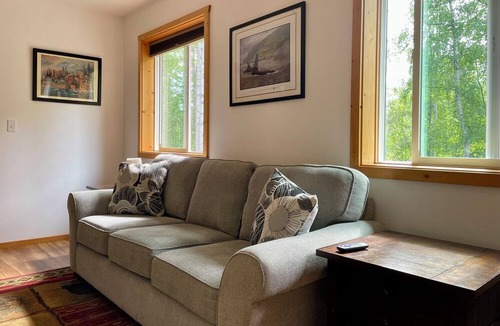 Susitna North Cabin | Talkeetna Wilderness Lodge and Cabin Rentals