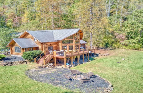 Sylva Apartment | Private Mountain Cabin Getaway in Sylva