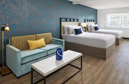 Beach Barber Tract Hotel | The Shoal La Jolla Beach