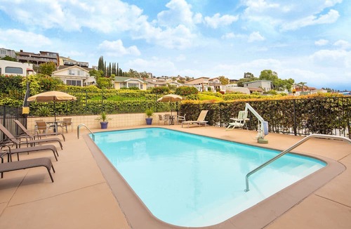 Old Town Hotel | Holiday Inn Express San Diego Airport - Old Town by IHG