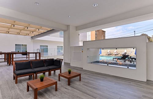 Mission Valley West Hotel | Holiday Inn Express & Suites San Diego - Mission Valley by IHG