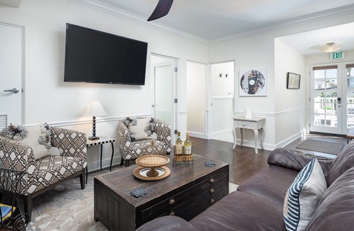 Coronado Condo | Coronado Crown Villa 2- Last Chance for July | Walk to Beaches, Dining & Everyth