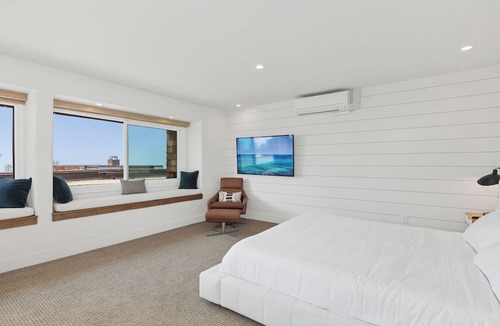 Del Mar Heights Condo | Torrey View Hideaway - Pet-Friendly Del Mar Rental with Ocean Views & A/C