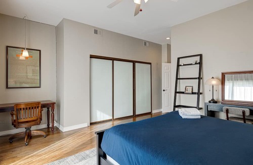 Old Town Condo | Two-Story STUNNER in Iconic Old Town Chicago by AllSet Turnover