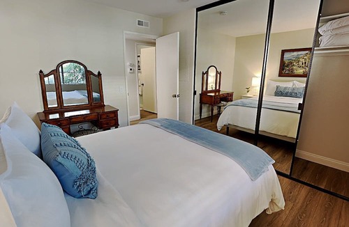 University City Condo | Brand NEW Remodel Single Level 2 Bd 2 Ba 2 Car Garage POOL UTC La Jolla Close to UCSD!