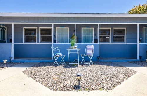 Pacific Beach Apartment | Pacific Beach Studio #1973 Close to beach, bay and more!