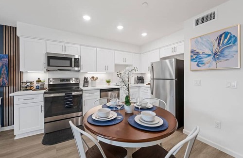 Crown Point Apartment | Coastal King Bed Villa, Steps from Beach, Parking!