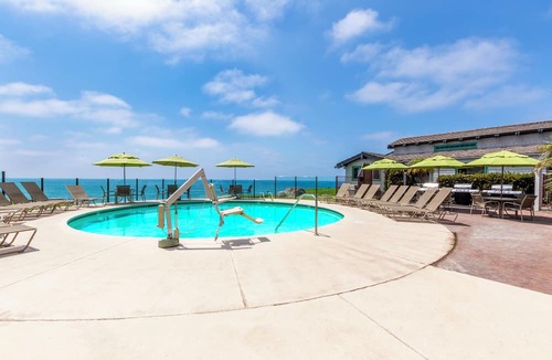 Del Mar Apartment | Studio w/Kitchen | Pool | Free Parking | Del Mar Beach Access