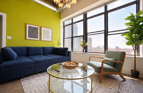 Prairie District Hotel | Charming 2BR Unit Near McCormick Place & Millennium Park