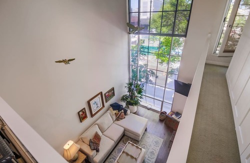 Little Italy Condo | Modern Urban Row Home * 2 Blocks to San Diego Bay * A/C