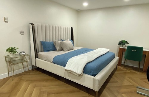 University City Condo | Modern Golden Triangle Condo Perfect for Extended & Corporate Stays