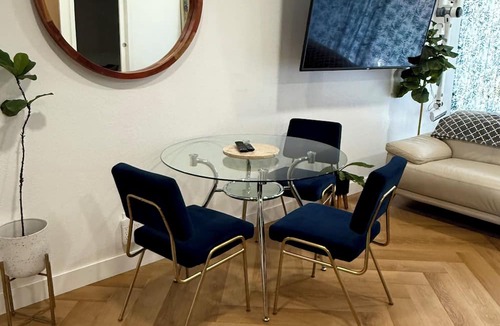 University City Condo | Modern Golden Triangle Condo Perfect for Extended & Corporate Stays