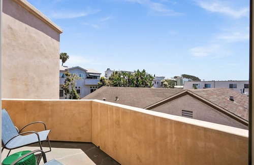 Crown Point Condo | Beach Perfection | Private Spa, Rooftop Views, Outdoor Kitchen & Garage Parking