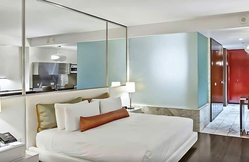 Las Vegas Apartment | StripSuite Palms Place Hotel/Resort & Casino- NO RESORT FEE
