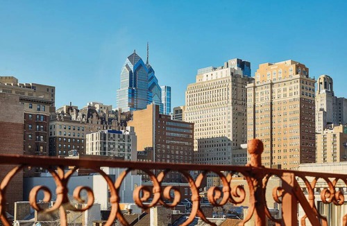 Gayborhood Hotel | Full Room Getaway, The Alexander Inn, Cultural Center Proximity