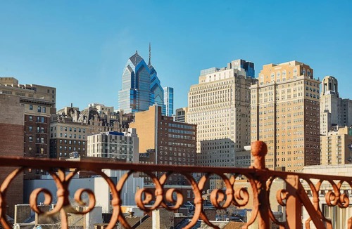 Gayborhood Hotel | Charming Philly Boutique Room - Your Historic Getaway