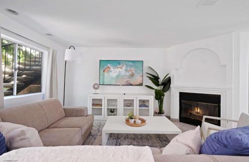 North Pacific Beach House | Coastal Villas Walk to the Beach 4Homes in One