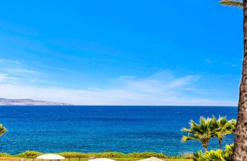 Napili Apartment | Kapalua Bay Villas Ocean View 4 BR Sleeps 12 Steps to Beach Complimentary Car with 6 Nights KBV ML-2077 by KBM