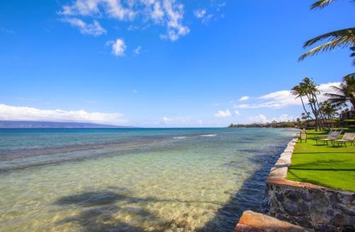 Honokowai Apartment | Papakea Villas Ocean View 7 BR Sleeps 20 Great for Families Complimentary Car with 6 Nights PKC ML-3966 by KBM