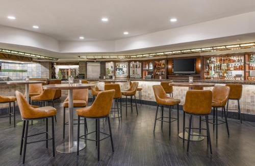 Mission Valley West Resort | Crowne Plaza San Diego - Mission Valley by IHG