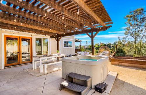 Serra Mesa House | The Oasis by Coastline Vacation Rentals