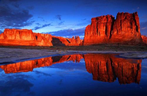 Moab South Valley House | Desert Horizon Retreat 4 Bedroom Luxury Villa - Pool, Hot Tub & Panoramic Views