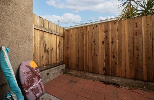 North Pacific Beach House | Walk to beach Great location Villa