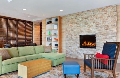 Sorrento Valley Hotel | Country Inn & Suites by Radisson, San Diego North, CA