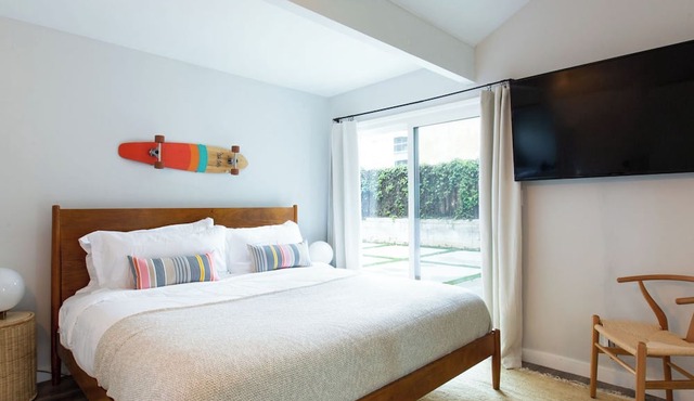 Hamilton I by Avantstay Beach House! Rooftop Deck Newly Renovated Bungalow