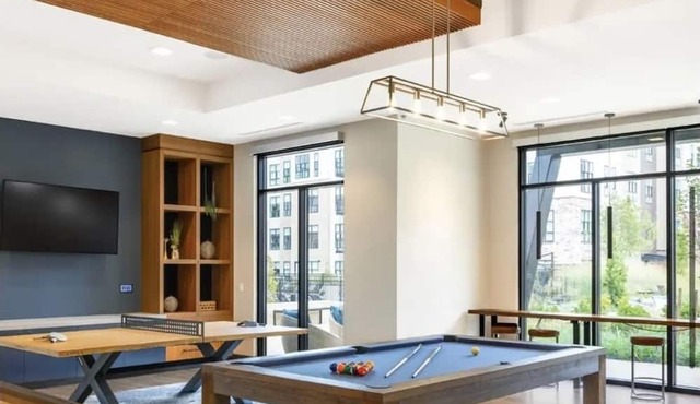 Stunning Modern Large Guest Suite