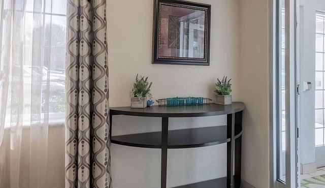 Family Friendly Property in Huntsville! Kitchenette, Pets Allowed!