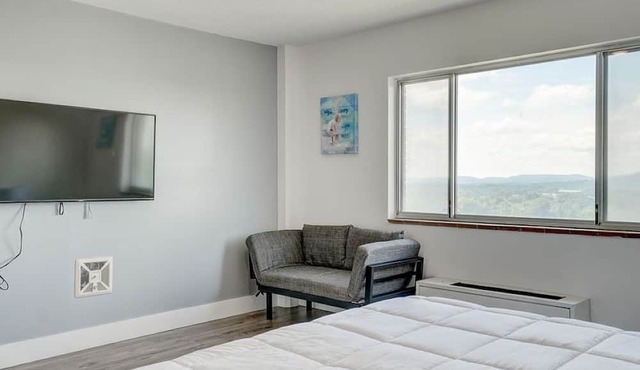 Newly Renovated1 Bedroom Apartment in Gadsden near Downtown
