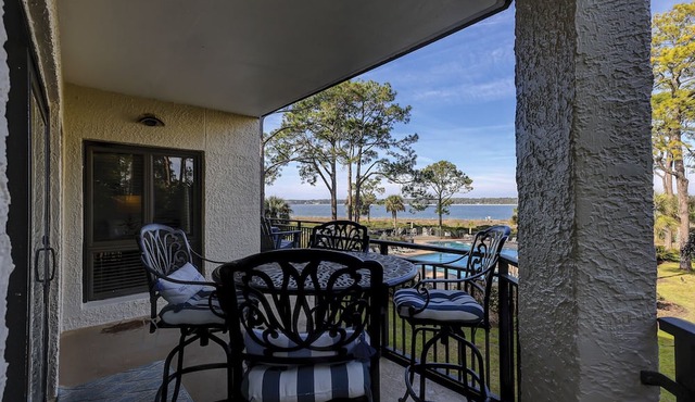 1855 Beachside Tennis - Gorgeous Views of Calibogue Sound!