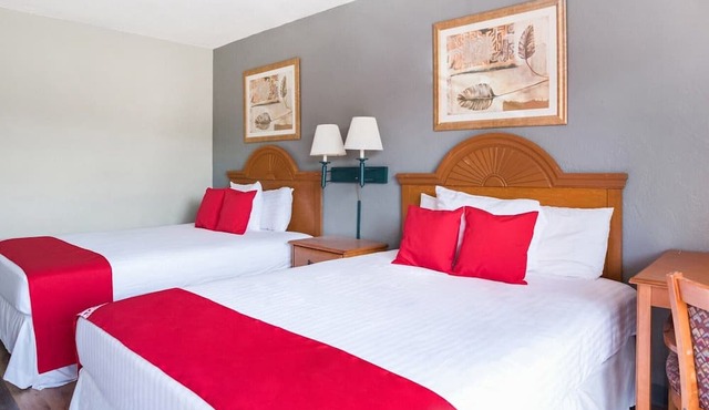 Silver Springs FL|2 Queen Bed