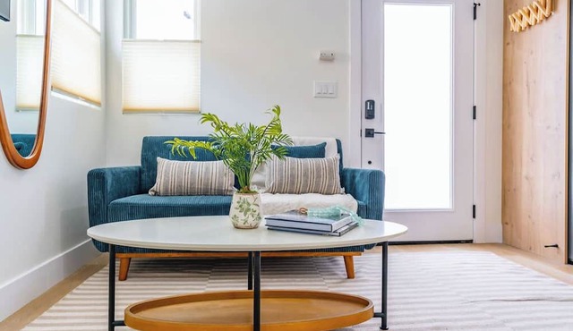 Quaint Studio in Charming Marston Hills