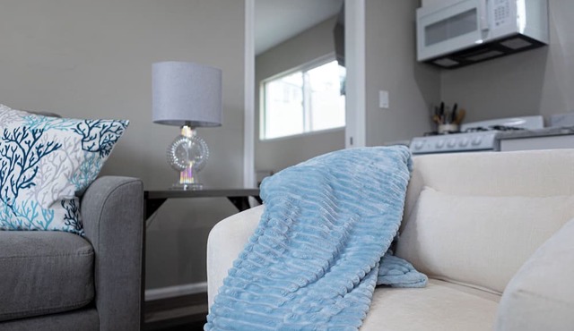 "The Shores" One Bedroom with A/C Steps to La Jolla Shores Beach, San Diego