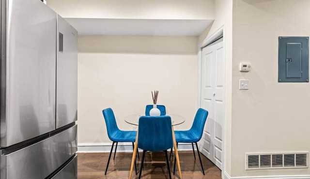 New Spacious 3 Bedroom Apt in the Heart of Philly