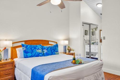 Napili Point Villas Oceanfront 7 BR Sleeps 20 Complimentary Car with 6 Nights NAP ML-3917 by KBM