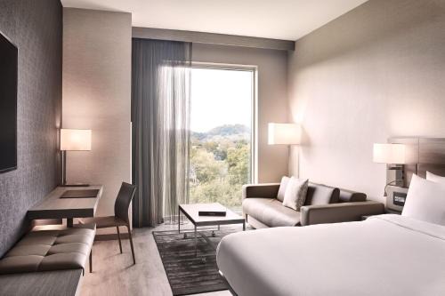 AC Hotel by Marriott Nashville Brentwood
